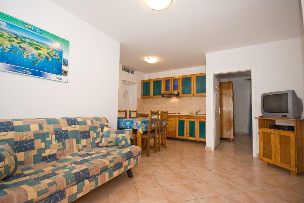 Apartments Valentino Врсар Екстер'єр фото